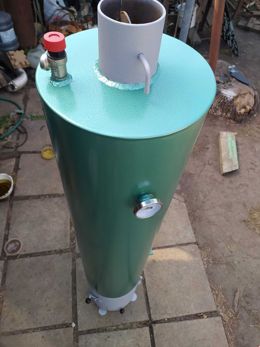 Водонагрівач " ТІТАН " на дровах. на 100 літрів