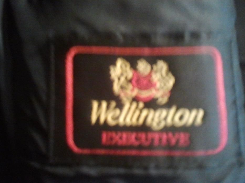 Дешево продам брендовое пальто Wellington из Англии!