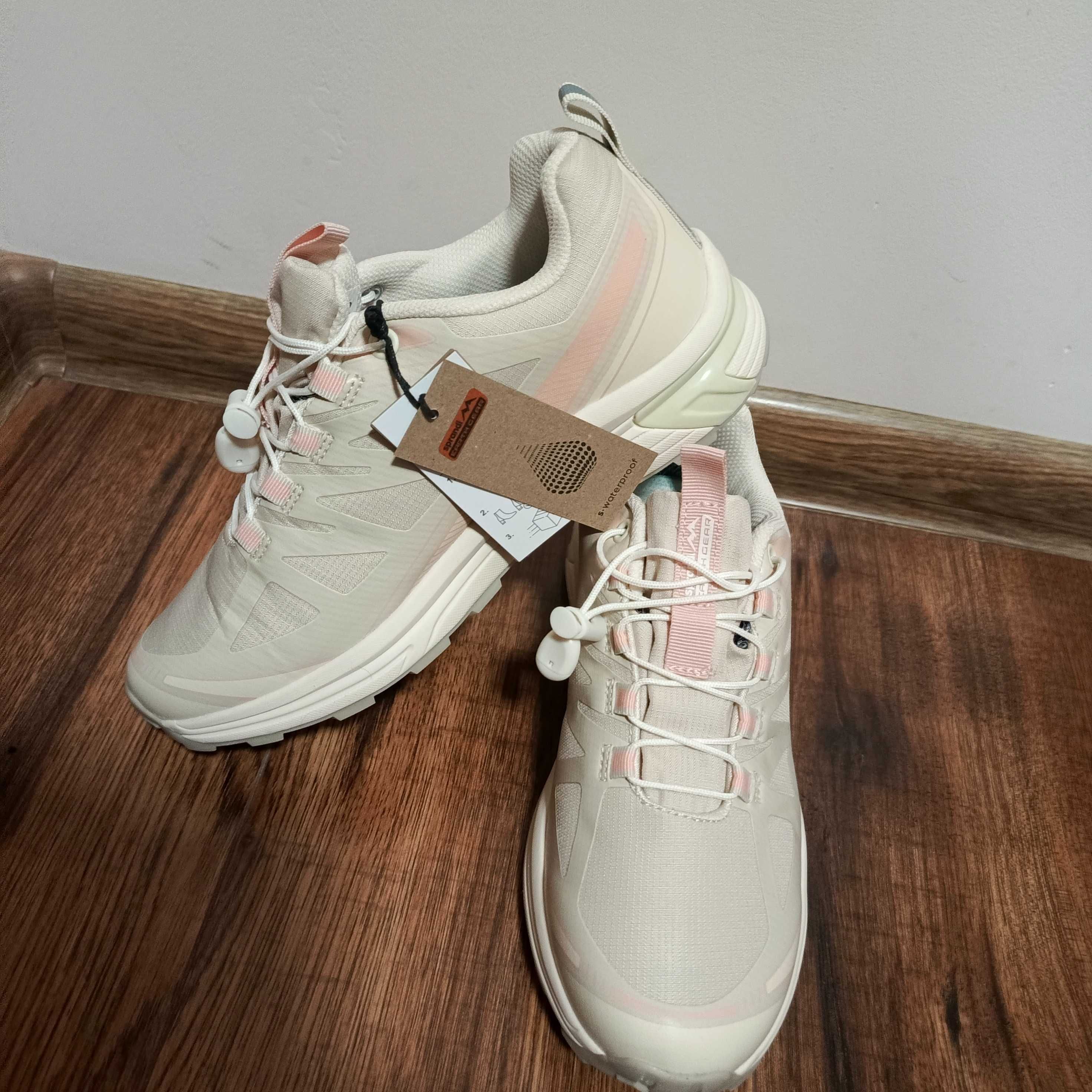 NOWE buty trekkingowe waterproof r.39