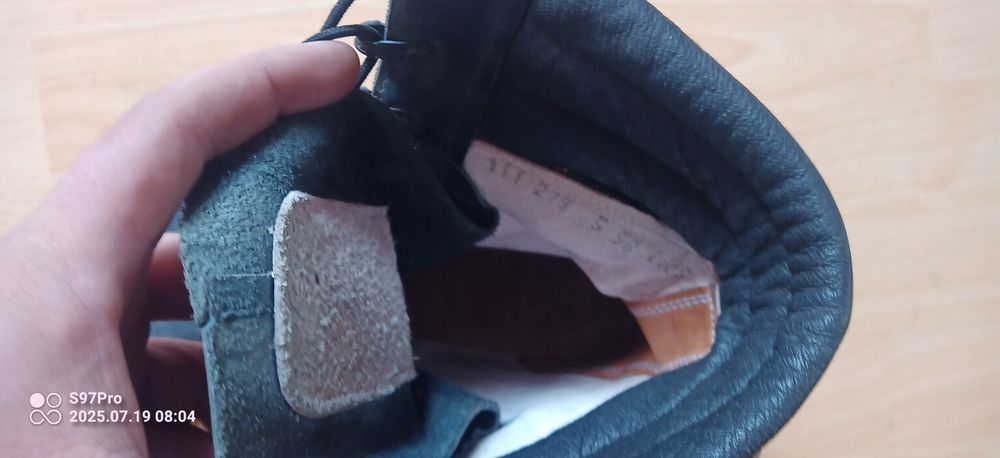 Używane buty harcerskie,traperskie ręcznie robione skóra. Rozmiar 43.