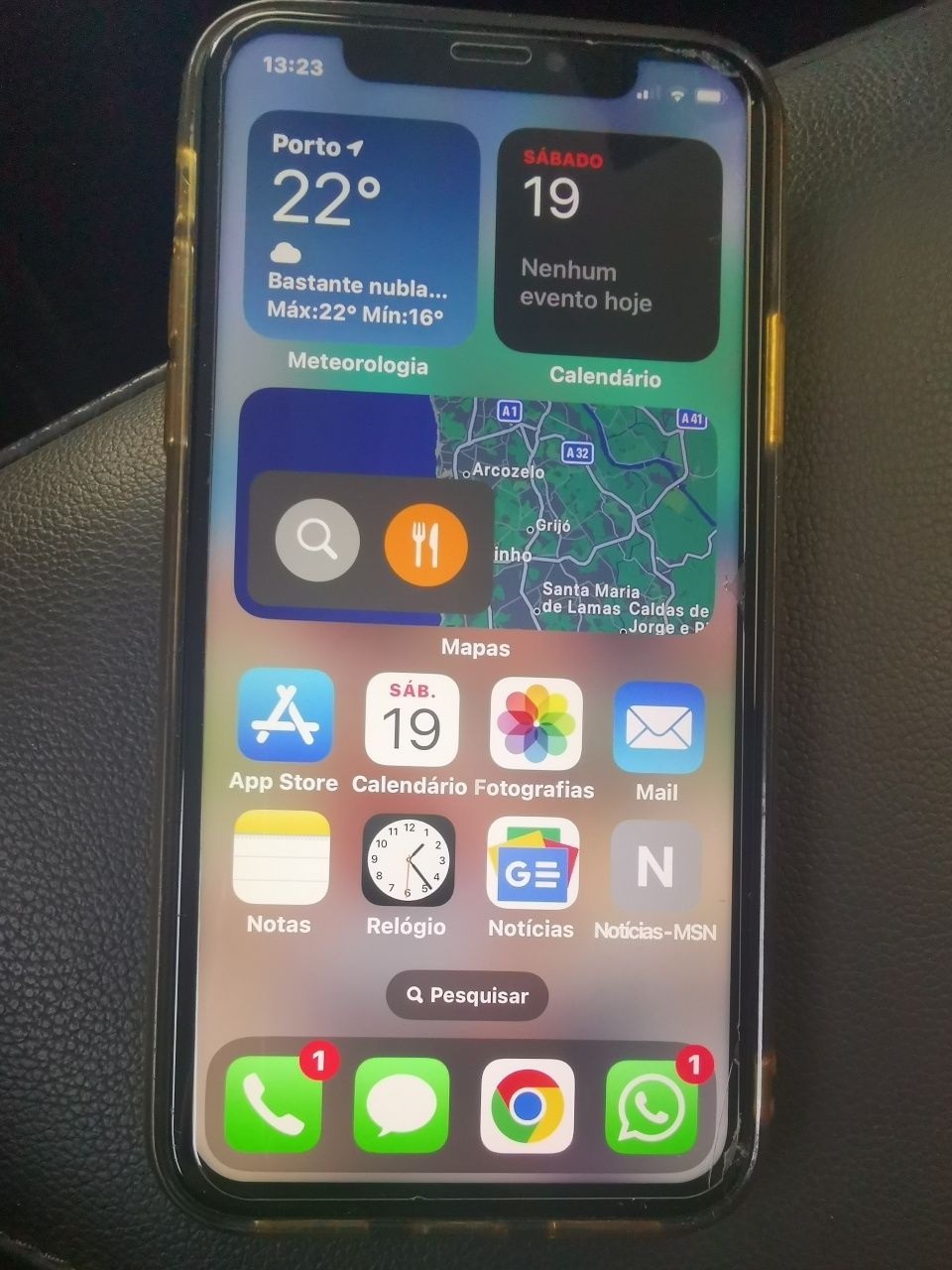 IPhone XS branco 64gb