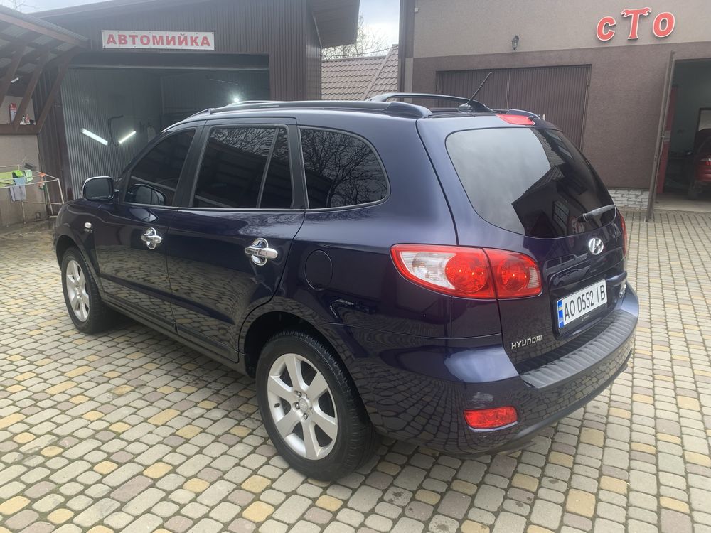 Продам Hyundai Santa Fe