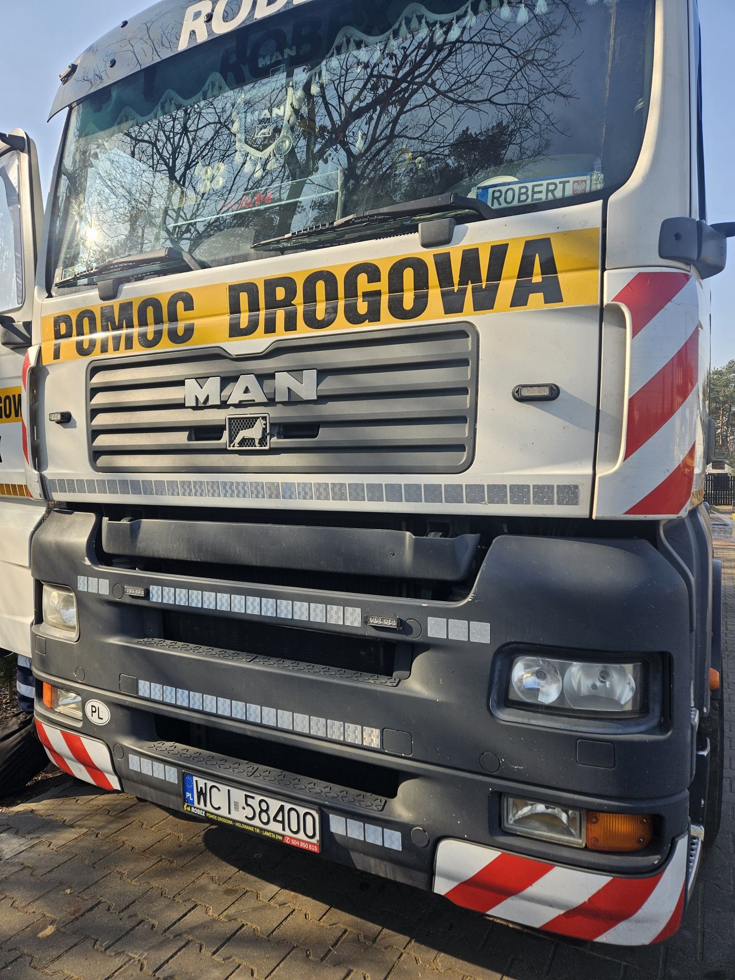 Przód kompletny Zderzak Maska Policzki Lampy MAN TGA