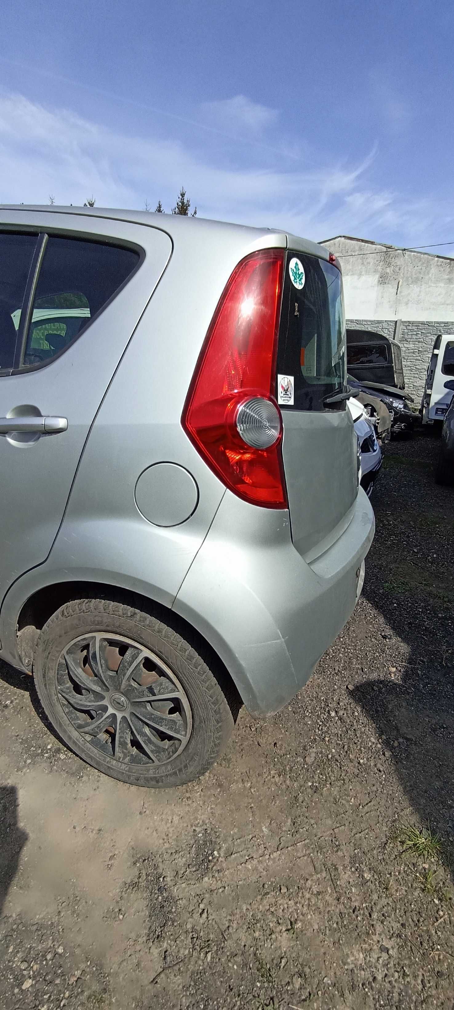 zderzak tył tylny opel agila b zccb