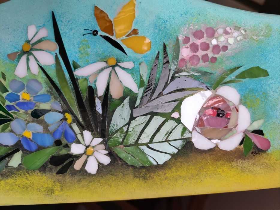 Ręcznie robiona, artystyczna mozaika ze szkła witrażowego