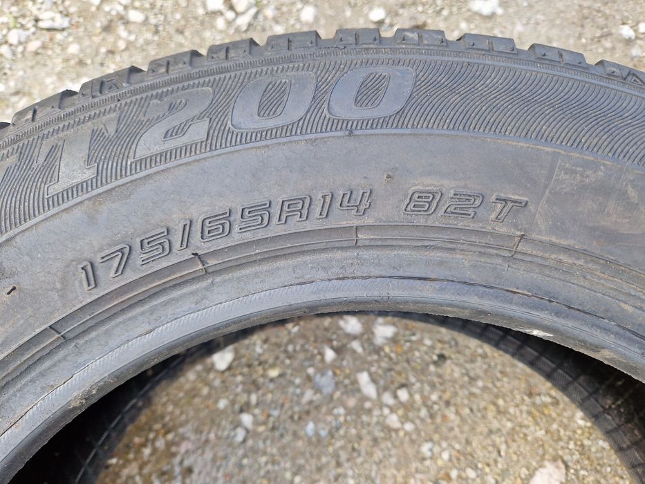 Opony zimowe Sumitomo WT 200. 175/65r14 (82T)