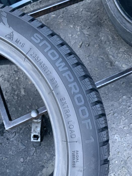 Шини нові 235/45 R17 Nokian зима 2023рік