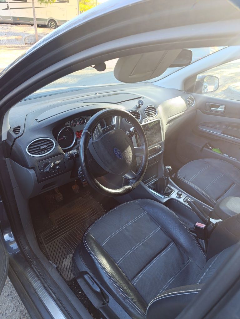 Ford Focus SW TDCI Titanium X / Câmara traseira/ GPS