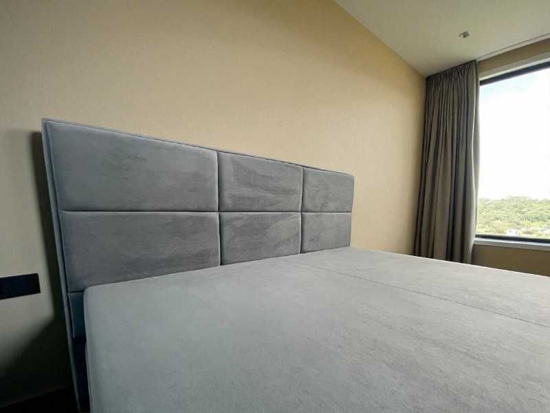 Ліжко двоспальне з матрацом та підйомним механізмом