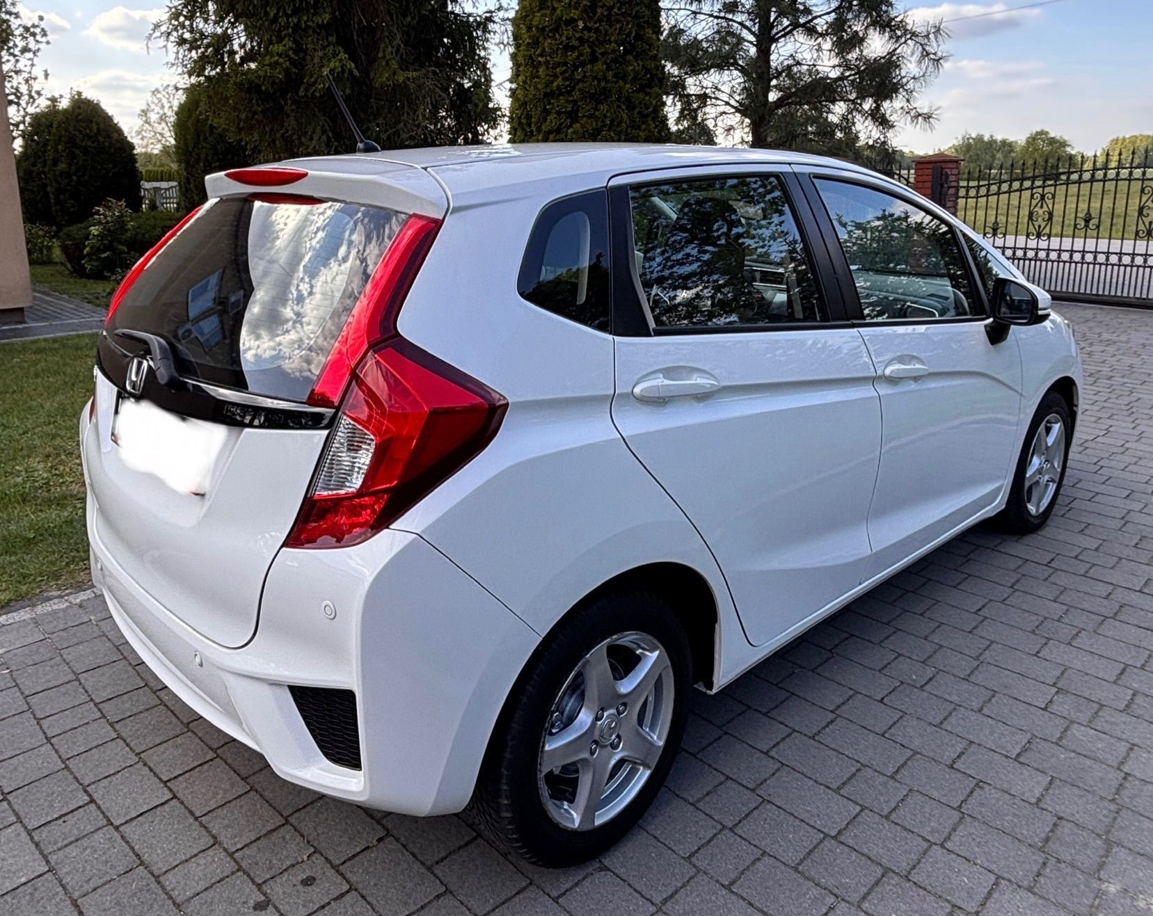 Honda Jazz 1.3iVTEC 102 KM-LED Navi-77 000 KM-Czujniki Parkowania- Biała Perła