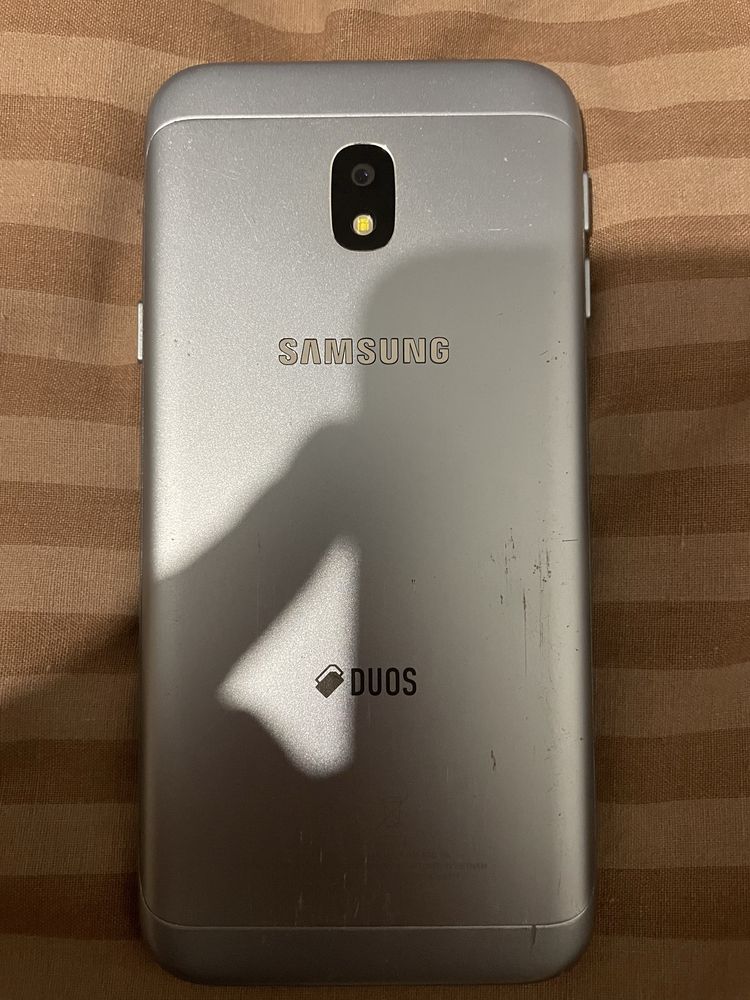 Samsung Galaxy J 3 SM-J330F