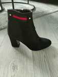 Buty damskie botki na słupku, krótkie kozaki
