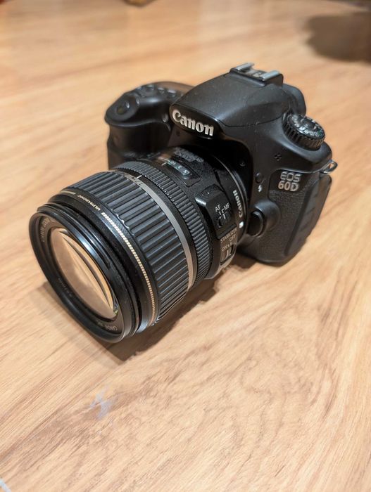 Aparat Canon eos 60d + obiektyw 17-85 + 2 baterie + Karta pamięci