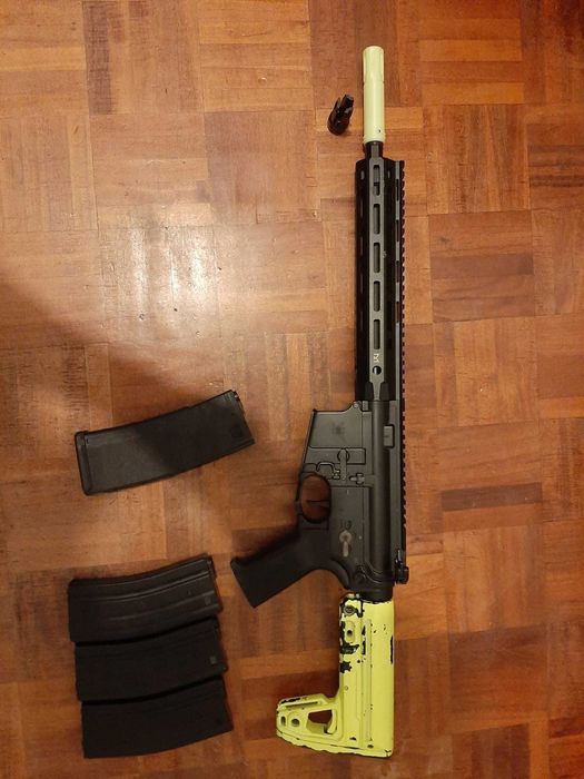 airsoft Double Eagle M4 M906B