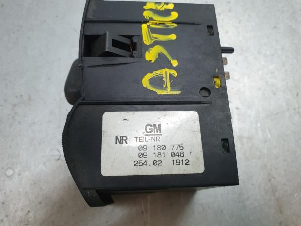 Botão / interruptor de luzes OPEL Astra G Sedan (F69_)