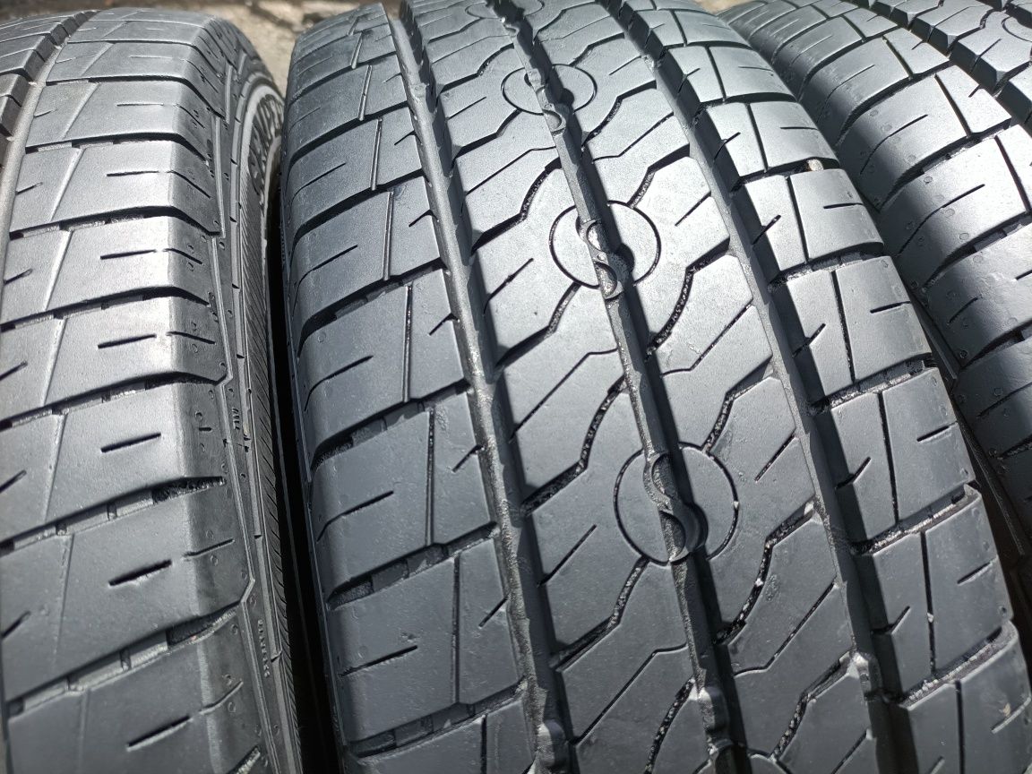 205/70 15C Semperit Van Life 2 4szt