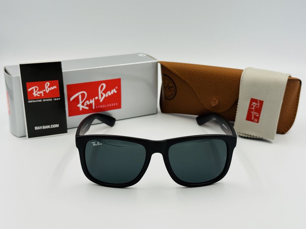 Солнцезащитные очки Ray Ban Justin 4165 Matte Black 54мм стекло