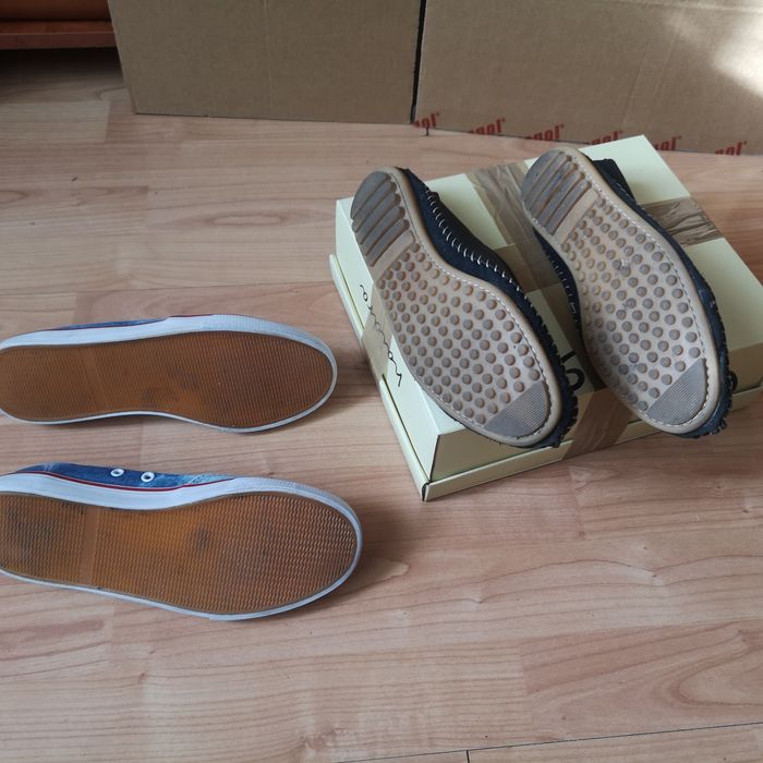 Za dwie pary letnich  butów damskich  39