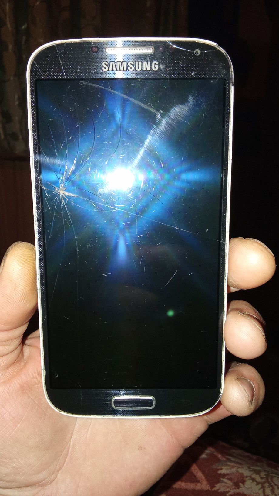 Samsung S4  i9500