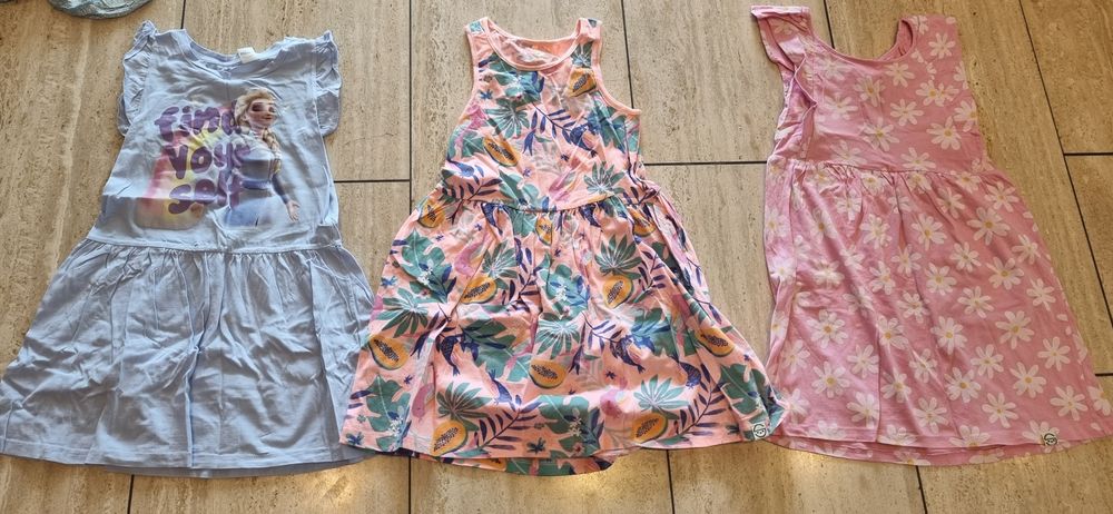 Paka sukienek dla dziewczynki 15szt