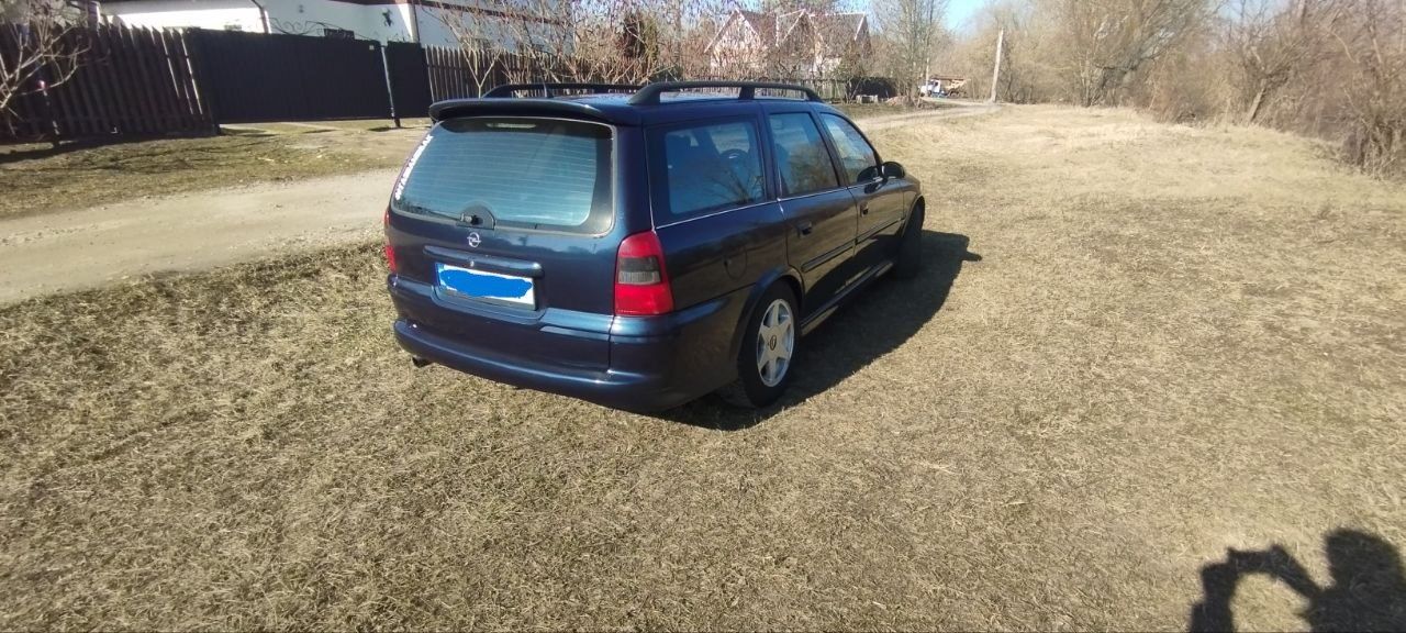 Opel Vectra B 1.6