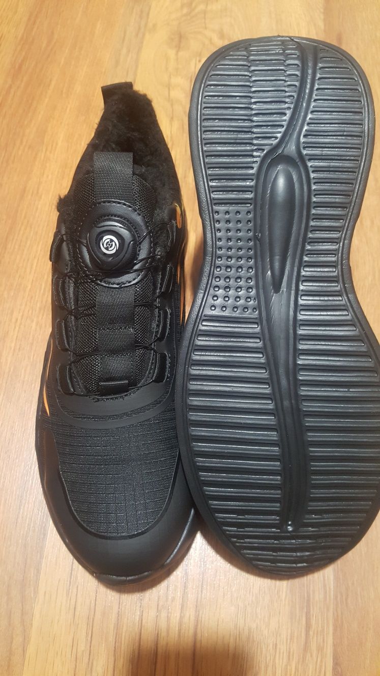 Zimowe buty robocze ze stalowym podnoskiem 45
