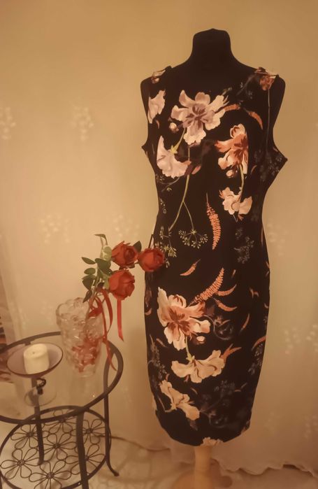 Sukienka wizytowa na specjalne okazje. R 42, RABAT, szczegóły w opisie