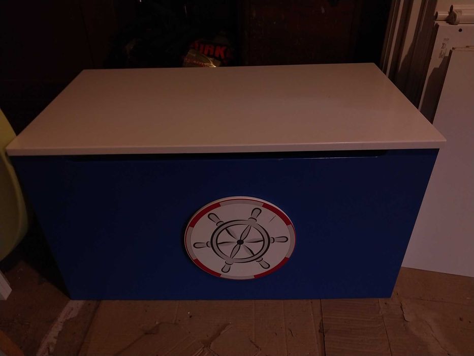 Набір дитячих меблів