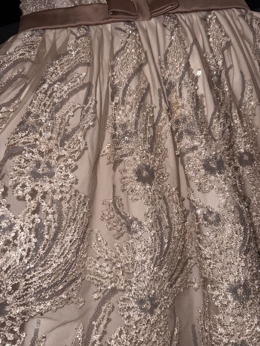 Святкова/нарядна/на день народження/весілля сукня