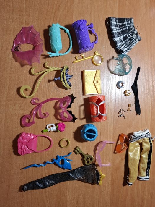 Аксесуари до ляльок Monster High