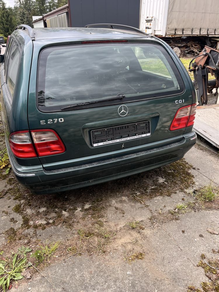 Mercedes e270 w210