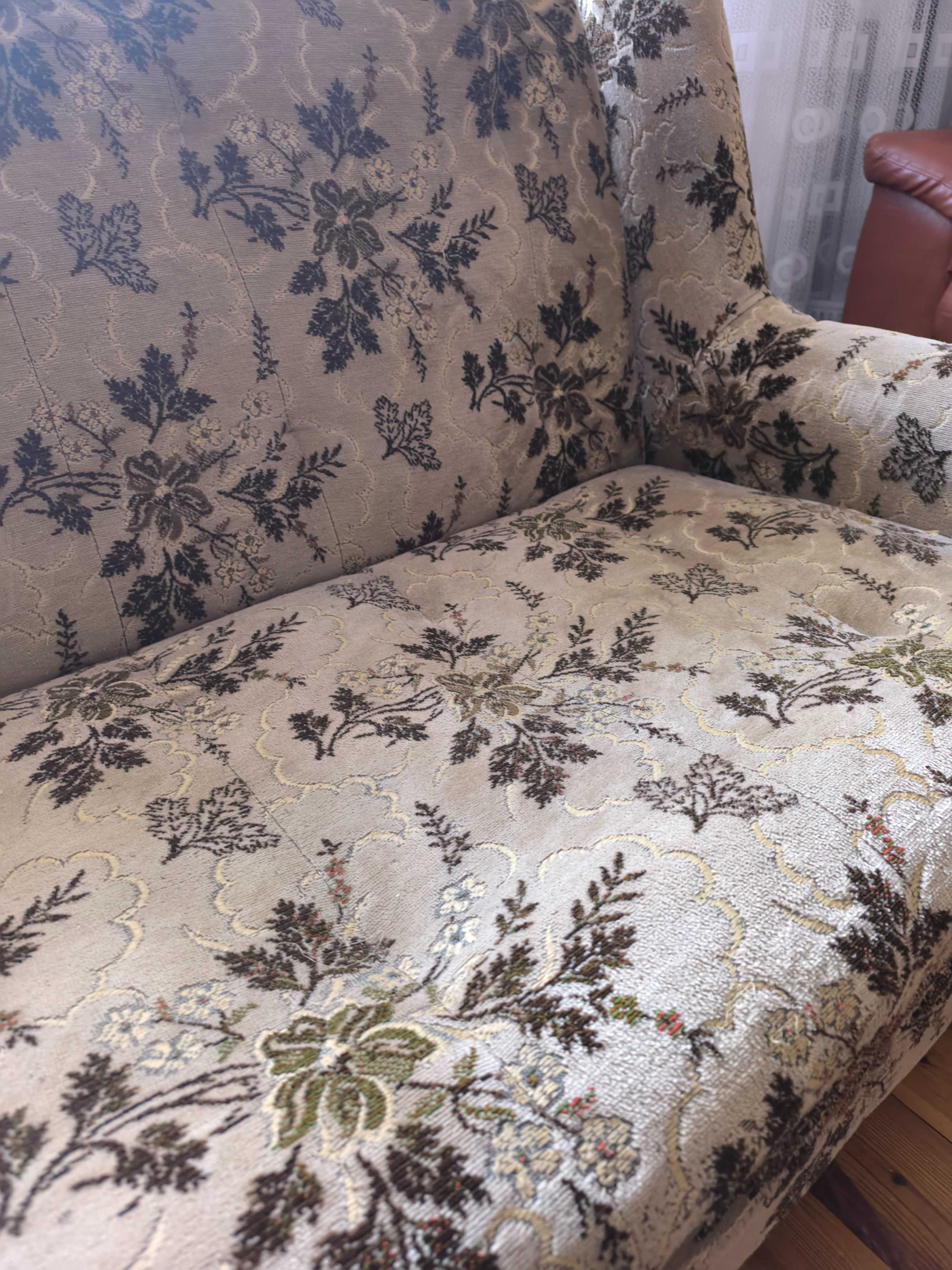 Meble wypoczynkowe sofa kanapa fotele puf funkcja spania