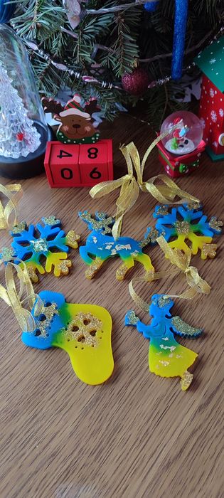 Набір прикрас з епоксидної смоли