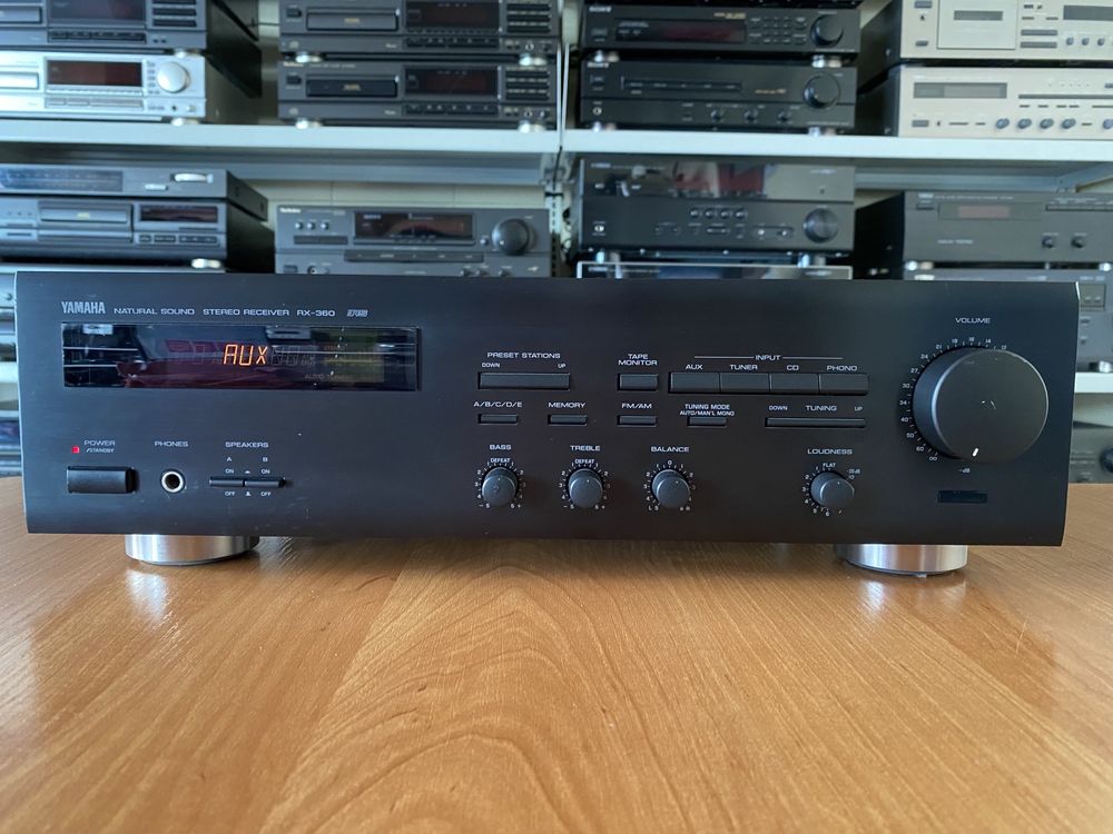 Amplituner Yamaha RX-360 Audio Room