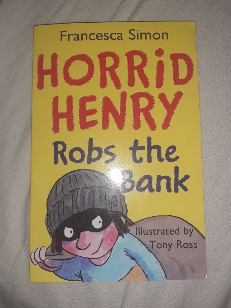 Книги англійською мовою Horrid Henry Robs the bank