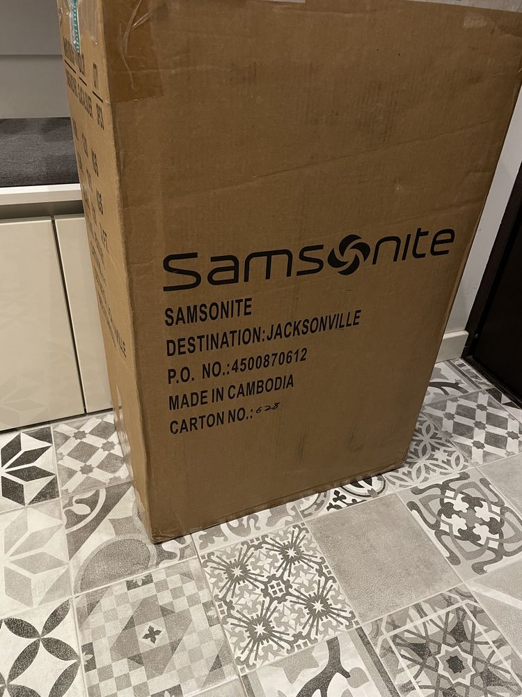 Валіза Чемодан samsonite pivot 2