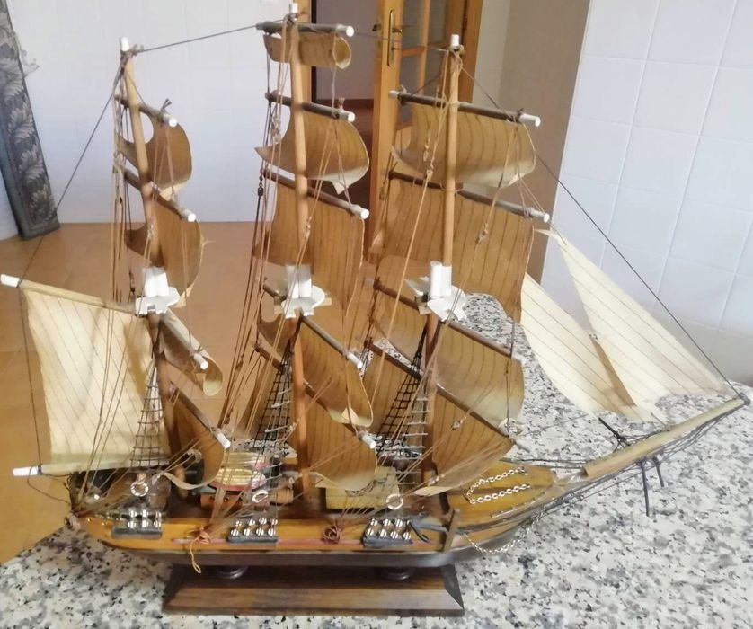 2 Navios antigos para colecionador