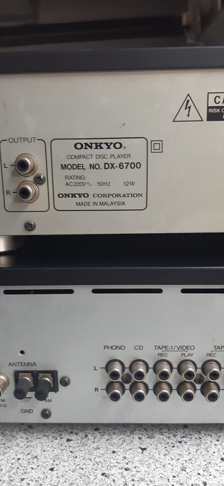 Amplituner i odtwarzacz cd  Onkyo