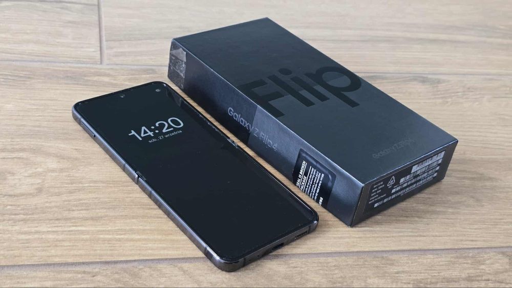 Samsung Galaxy Z Flip 4 5G 8/128GB GRAFITOWY