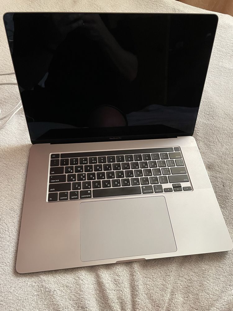Apple MacBook Pro 16 (512 gb) 2019