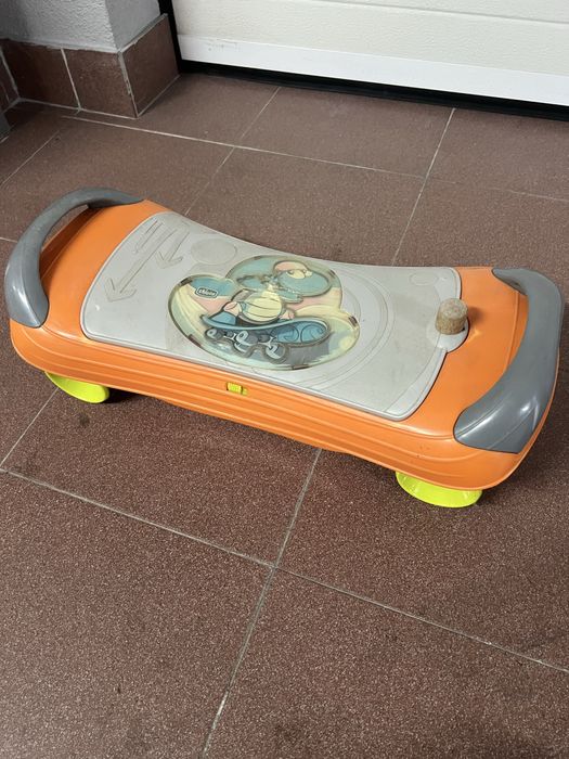 Vendo skate chico com sons
