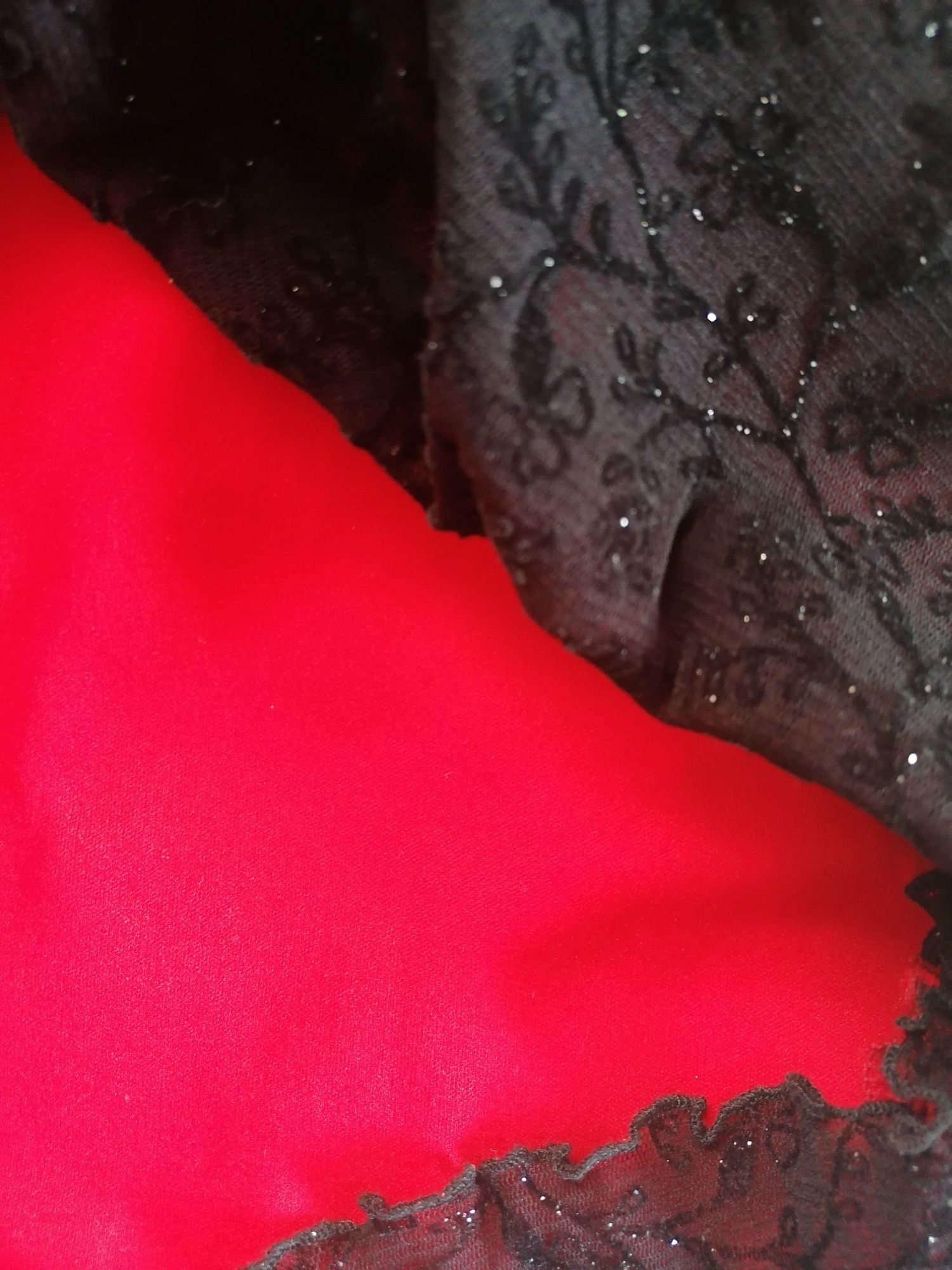 Sukienka czarna/czerwona, rozmiar M/S, vintage