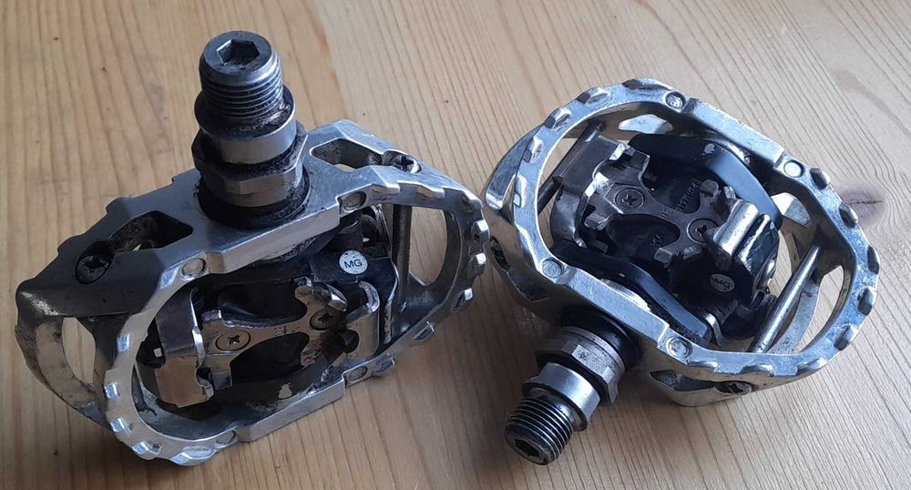 Shimano PD-M545 Pedais