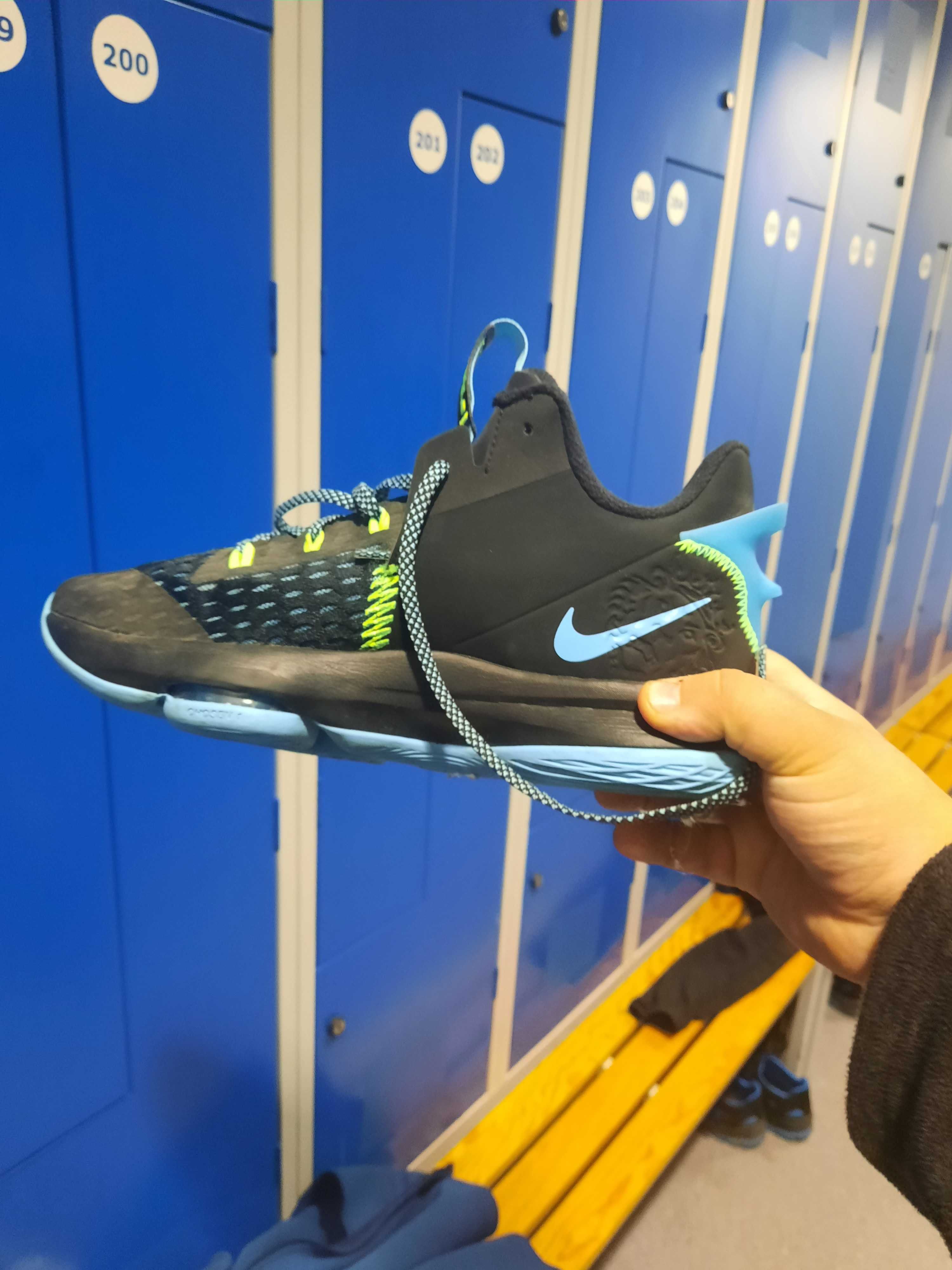 Buty Nike 299 zl