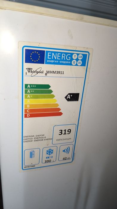 Продам морозильная камера whirlpool