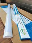 Lampa LED 120 cm 150V Barwa zimna-biała