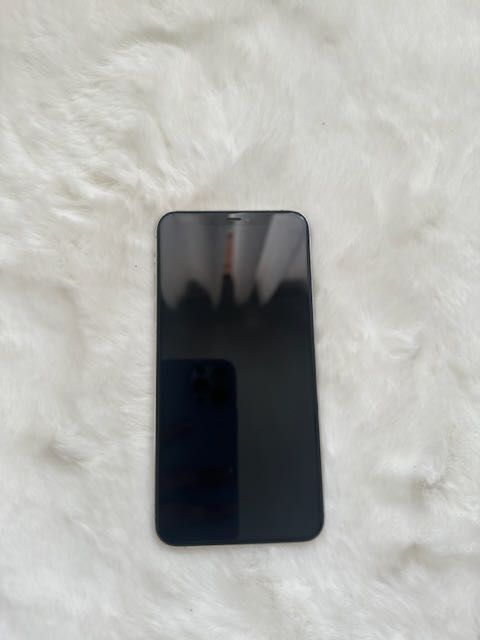 iPhone 11 Pro Max 64 GB COMO NOVO