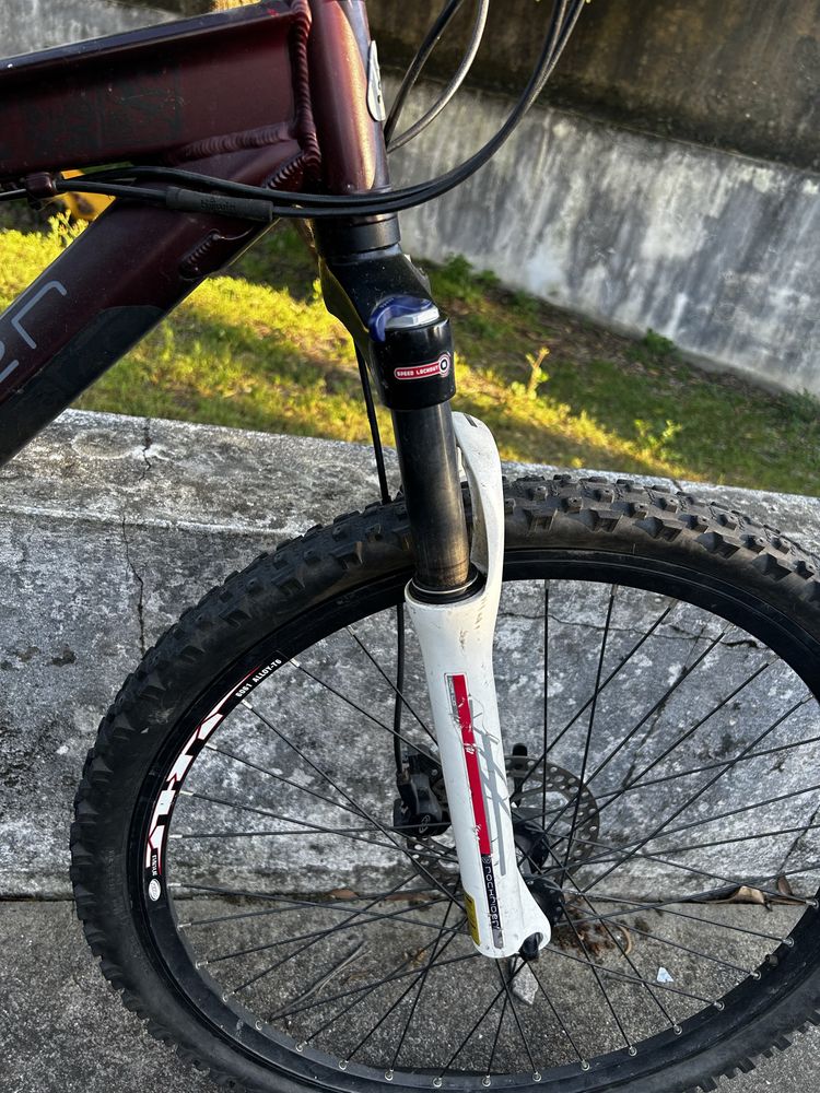 Bicicleta BTT rockrider 9.1