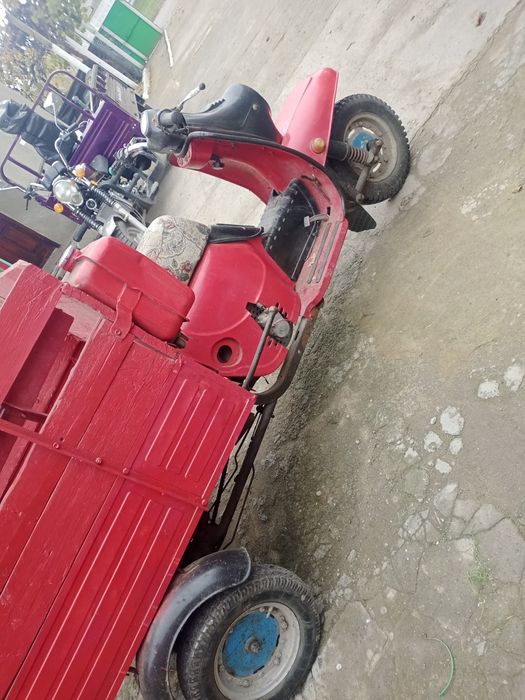 Мотороллер Муравей