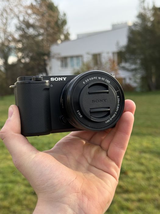 Aparat Sony ZV-E10 - stan idealny we Wrocławiu